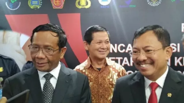 Etnis Uighur Bikin Retak Kabinet Indonesia Maju? Kata Mahfud MD.. - GenPI.co