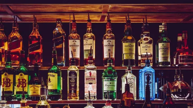 RUU Minuman Beralkohol: Ketahuan Minum Dibui 2 Tahun - GenPI.co