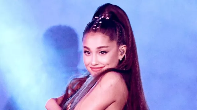 Rayakan Natal, Ariana Grande dan Tunangan Bikin Acara Amal di RS - GenPI.co