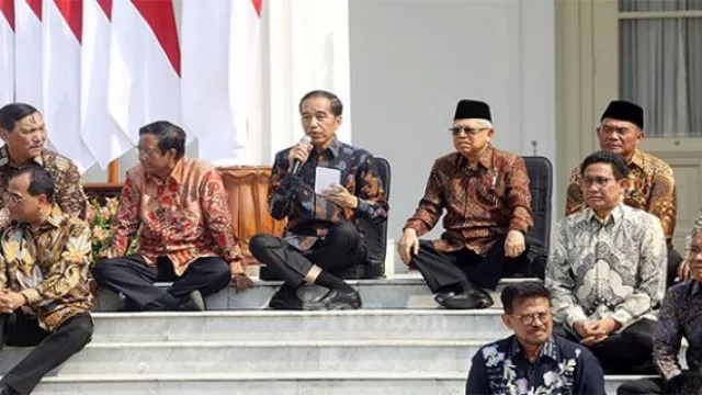 Menyambut Tahun 2021, Jokowi: Bersyukur dan Tetap Disiplin! - GenPI.co