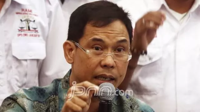 Munarman Eks FPI Beber Fakta, Bikin Dunia Kaget, Jokowi Terdesak - GenPI.co