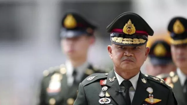 Tangan Besi Panglima Militer Baru Thailand Lindungi Raja - GenPI.co