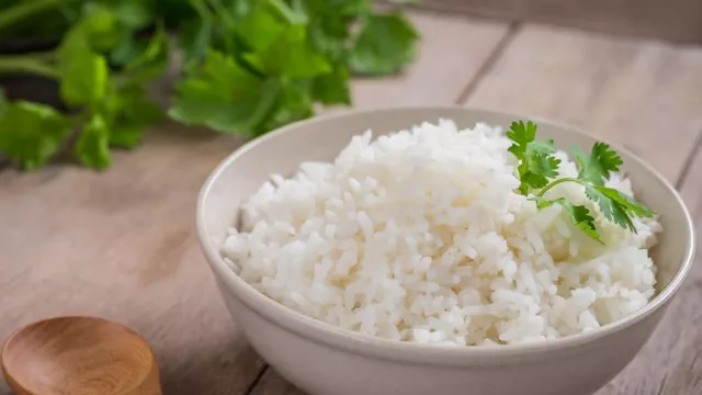 Tidak Makan Nasi Sama Sekali, Apakah Membuat Tubuh Lebih Sehat? - GenPI.co