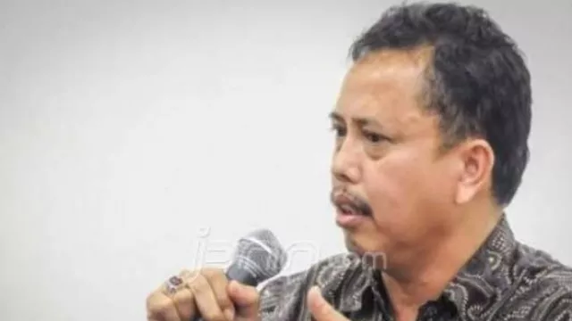 Wiranto Ditusuk, IPW Heran Menko Polhukam Jadi Incaran ISIS? - GenPI.co