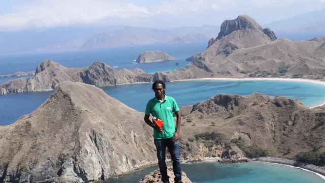 Kala Agen Travel Timor Leste Mengunjungi Padar yang Instagramable - GenPI.co