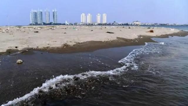 Kenaikan Air Laut Ancam Warga Pesisir Jakarta - GenPI.co