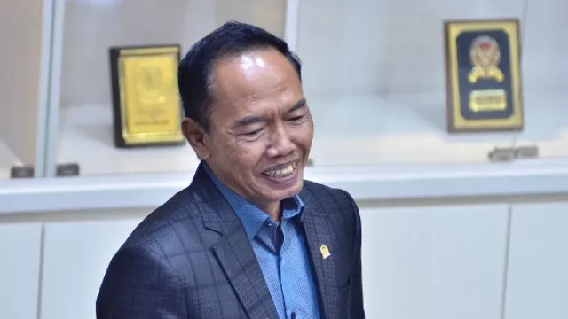 Pak SBY Sudah Angkat 1 Juta Honorer Jadi PNS, Presiden Jokowi? - GenPI.co