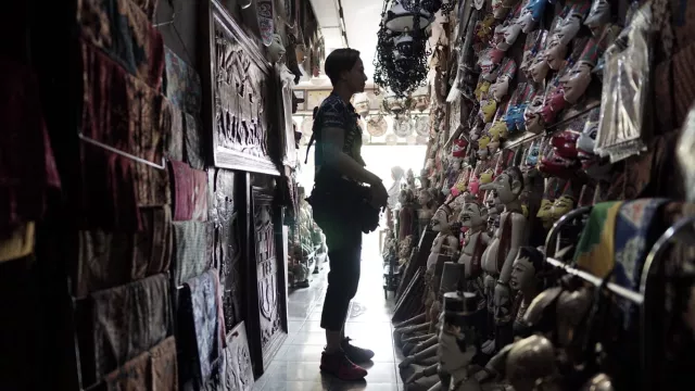 Dua Pasar Unik ini Wajib Disambangi Saat Traveling ke Solo - GenPI.co