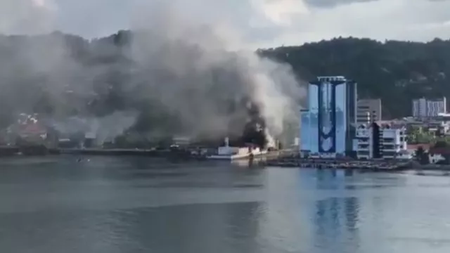 Kesaksian, Rusuh Papua Membakar Pelabuhan hingga Rumah Warga - GenPI.co