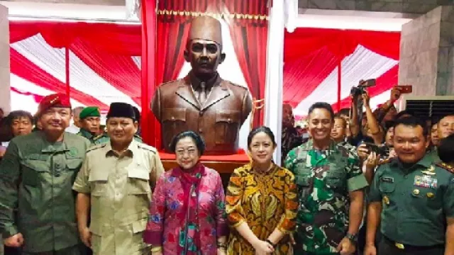 Menhan Prabowo Puji Jenderal Andika Perkasa Setinggi Langit - GenPI.co