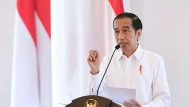Mendadak Jokowi Singgung Ada Orang Terusik di Zona Nyaman, Siapa? - GenPI.co