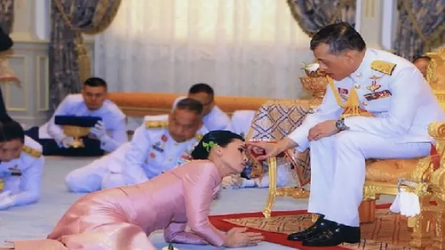 Selir Raja Thailand Dibebaskan, Langsung Ini... - GenPI.co