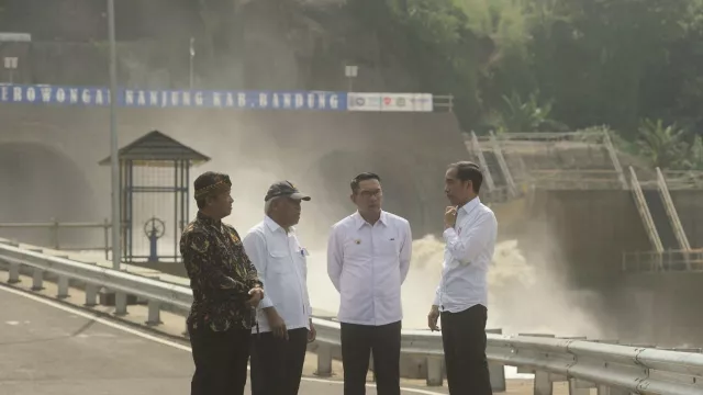 Halau Banjir di Bandung, Presiden Kunjungi Terowongan Nanjung - GenPI.co