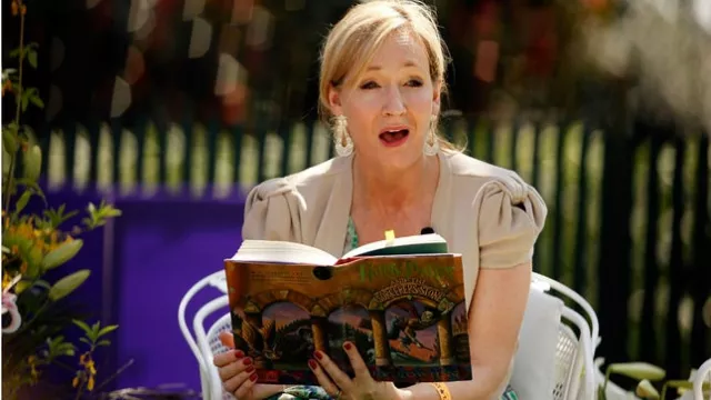 Alami Gejala Covid-19, J.K. Rowling Sembuh Tanpa Keluarkan Biaya - GenPI.co
