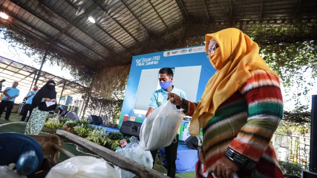 Warga Kota Bandung Kini Bisa Bayar PBB dengan Sampah - GenPI.co