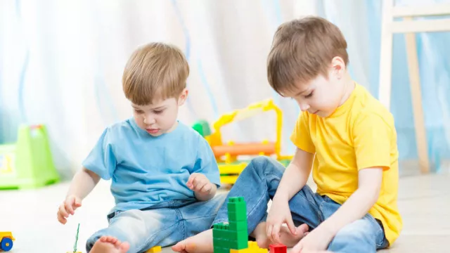 Cara Melatih Anak untuk Merapikan Kamar Setelah Bermain - GenPI.co Cara Melatih Anak untuk Merapikan Kamar Setelah Bermain - GenPI.co