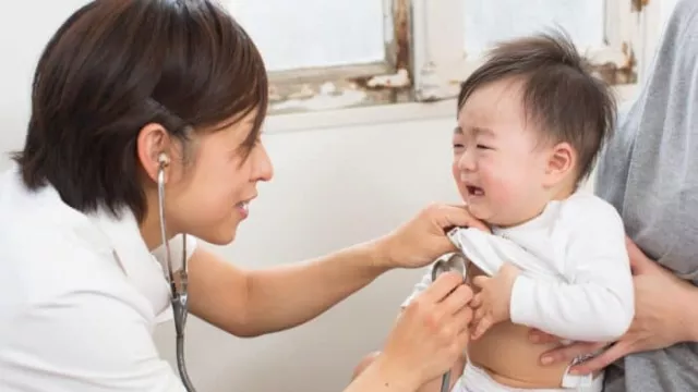 Bunda, 4 Hal Ini Penyebab Masuk Angin pada Si Kecil - GenPI.co Bunda, 4 Hal Ini Penyebab Masuk Angin pada Si Kecil - GenPI.co