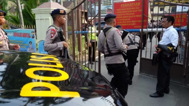 Bom di Mapolrestabes Medan, Antre SKCK Hingga Unggah Video Lucu - GenPI.co