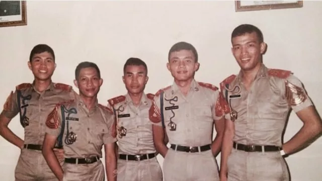 Pak Tito Karnavian Ganteng Banget, Netizen Klepek-Klepek tuh - GenPI.co