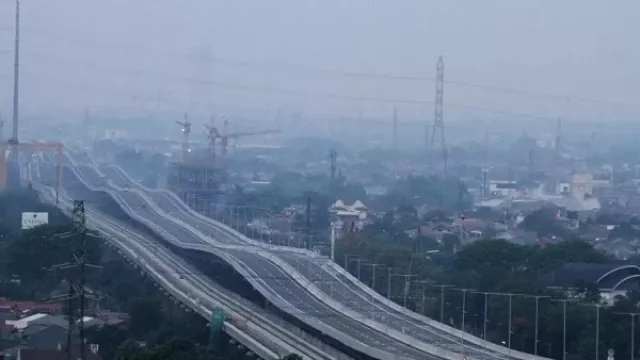 Indahnya Panorama Jalan Tol Layang Japek, Cobain Mumpung Gratis - GenPI.co