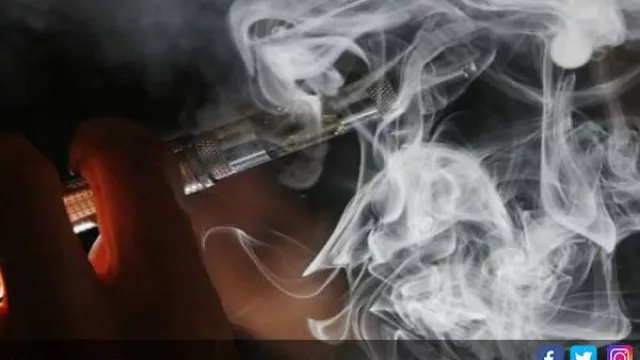 Vape Sebabkan Kanker Paru, Fakta atau Hoax? - GenPI.co