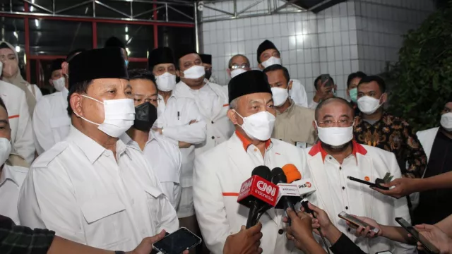Presiden PKS Bertemu Prabowo, Singgung Soal Persekusi Tokoh Agama - GenPI.co