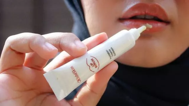 ElsheSkin Lip Serum, Solusi Tepat untuk Miliki Bibir Cerah Merona - GenPI.co