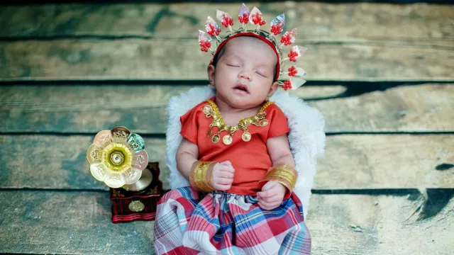 Indonesia Banget, Inspirasi Nama Bayi Unik dari Bahasa Daerah - GenPI.co