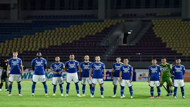 Lawan Persebaya, Persib Pakai Jersey Utama - GenPI.co JABAR