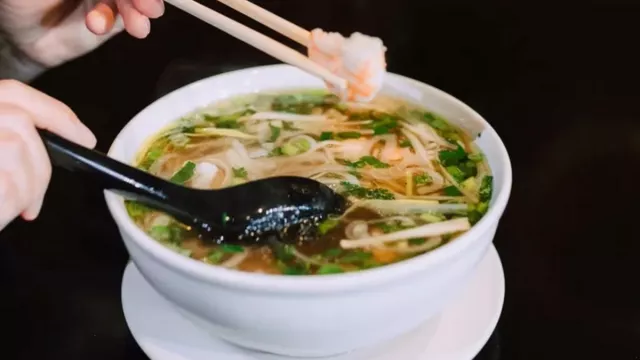 3 Makanan Khas Vietnam yang Harus Anda Coba - GenPI.co JABAR