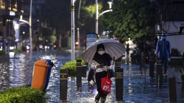 Kabar BMKG Cuaca Jabar Hari ini: Daerah Berikut Waspada Hujan Menjelang Malam - GenPI.co JABAR