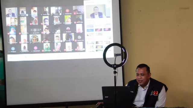 Isi Posisi Wali Kota Bekasi, Tri Adhianto Ditunjuk Sebagai Plt - GenPI.co JABAR