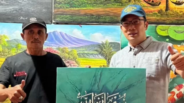 Wow! Karya Pelukis di Jalan Braga Berhasil Terjual Rp4,2 Juta - GenPI.co JABAR