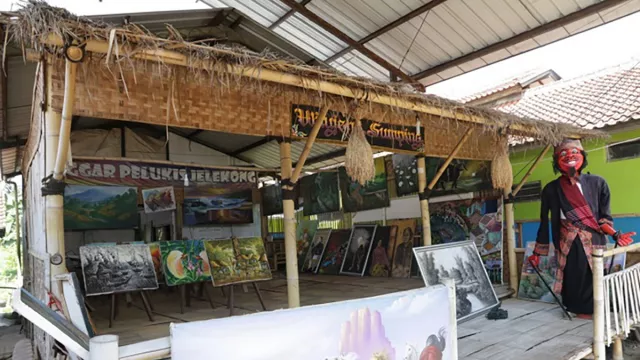 Menikmati Lukisan dan Wayang Golek di Kampung Jelekong Bandung - GenPI.co JABAR