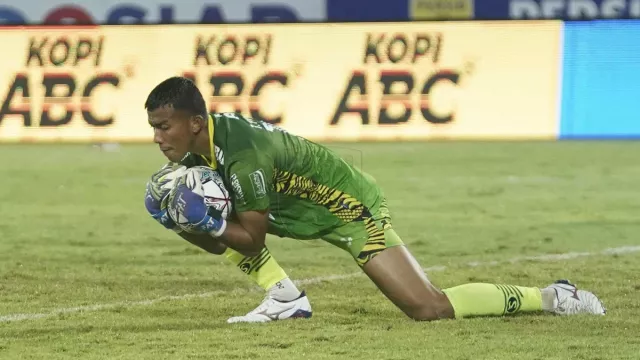 Kiper Persib Beber Penyebab Dijebol Bhayangkara FC, Oalah - GenPI.co JABAR
