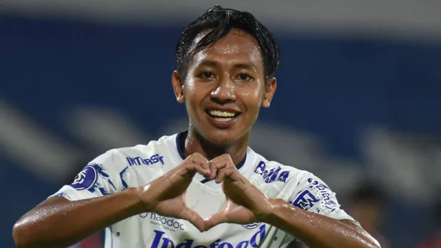 Hancurkan Persipura, Bintang Persib Ukir Sejarah Hebat - GenPI.co JABAR Hancurkan Persipura, Bintang Persib Ukir Sejarah Hebat - GenPI.co JABAR