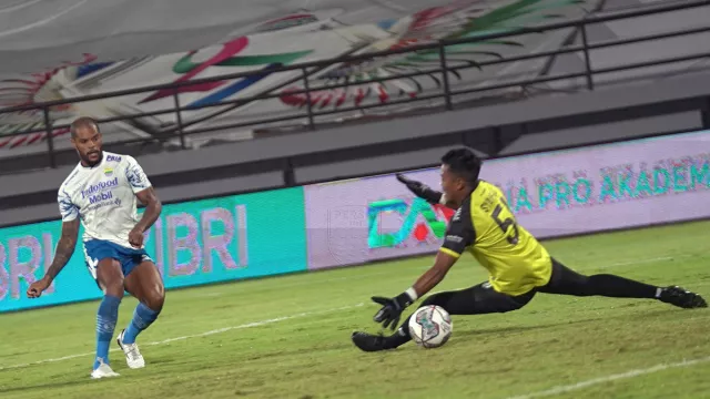 Persib vs PSM 2-0: Gol David Da Silva Cepat Banget - GenPI.co JABAR