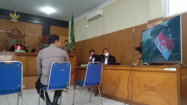 Saksi Bongkar Sepak Terjang 3 Jenderal NII di Garut, Ternyata - GenPI.co JABAR Saksi Bongkar Sepak Terjang 3 Jenderal NII di Garut, Ternyata - GenPI.co JABAR