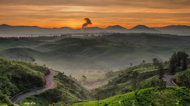 Berburu Sunrise di Cukul Point Pangalengan Bandung, Bikin Takjub - GenPI.co JABAR