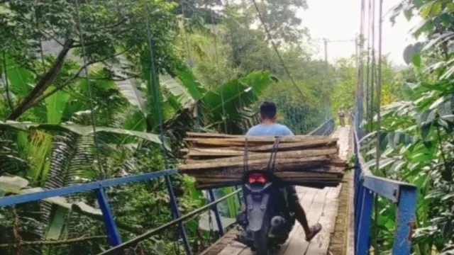 Karena Alasan Ini, 3 Desa di Cianjur Minta dibuatkan Jembatan - GenPI.co JABAR