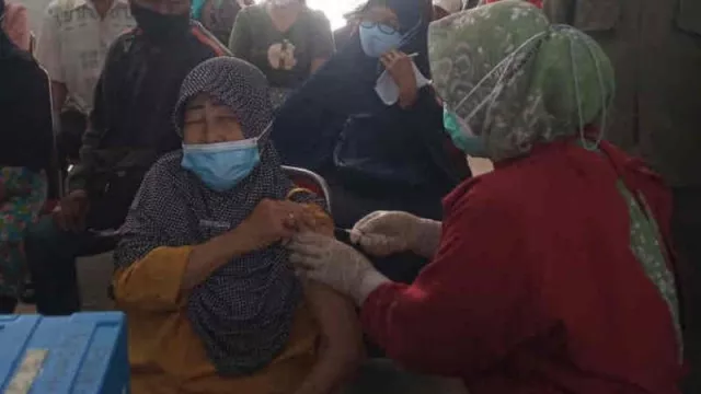 Pemkot Cirebon Gaspol Vaksin Booster, Alasannya Ya Ampun - GenPI.co JABAR