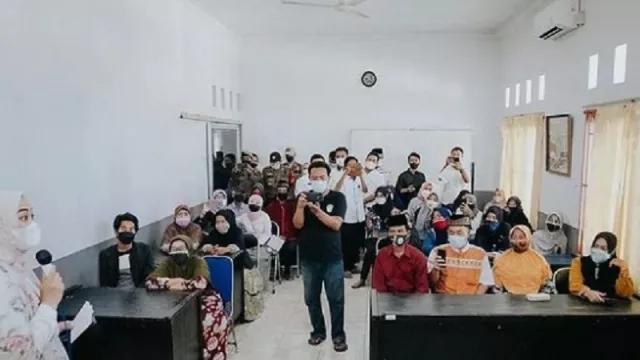 Guru Ngaji dan Marbot Masjid di Karawang dapat Bansos, Hamdalah - GenPI.co JABAR