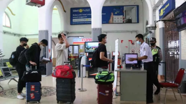 Jadwal dan Harga Tiket Kereta Api Ciamis - Surabaya Terbaru 2022 - GenPI.co JABAR