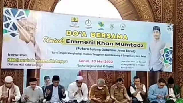 Bikin Terharu, Masyarakat Cirebon Gelar Doa Bersama untuk Anak RK - GenPI.co JABAR