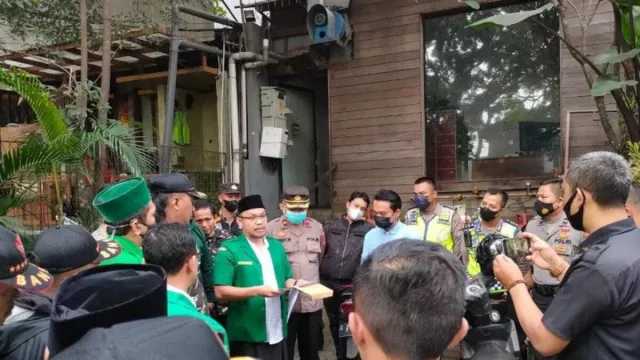 Tegas! GP Anshor Minta Pemkot Bandung Cabut Izin Holywings - GenPI.co JABAR