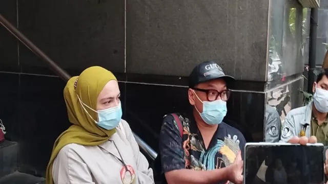 Uya Kuya Datang ke Polda Metro Jaya Terkait Laporan Denise - GenPI.co JABAR