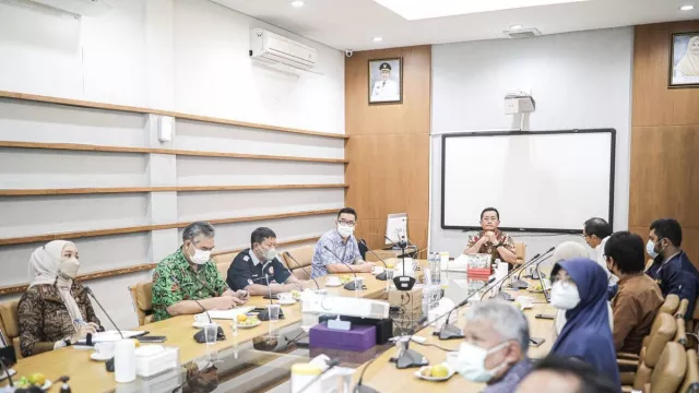 ITB Ajak Kerja Sama Pemkot untuk Atasi Permasalahan di Kota Bandung - GenPI.co JABAR
