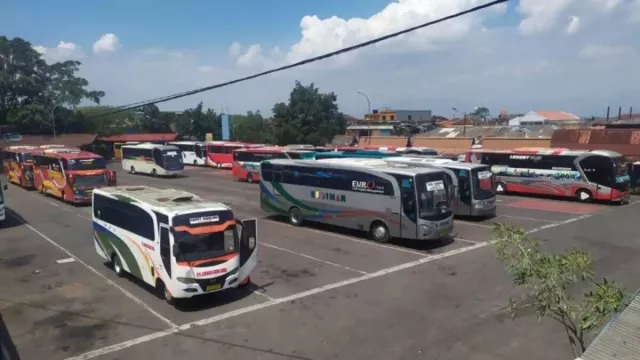 Jadwal dan Harga Tiket Bus Sugeng Rahayu Bandung - Yogyakarta - GenPI.co JABAR