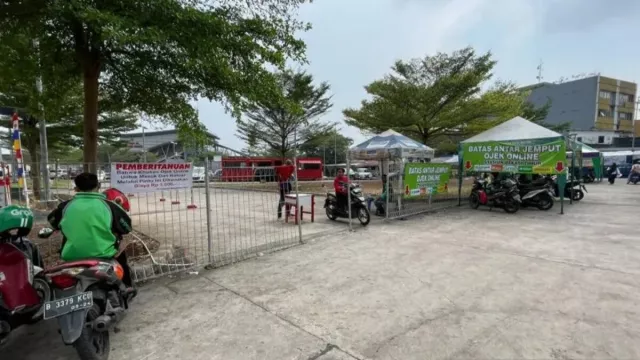 Viral Pungli di Area Parkir Stasiun Bekasi Timur, PT KAI Membantah - GenPI.co JABAR