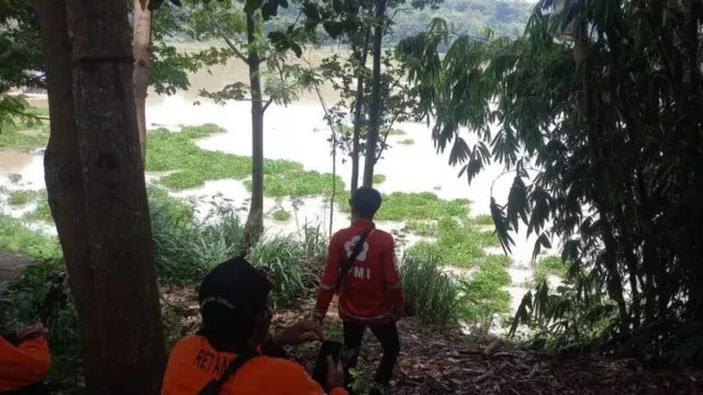 Nenek Berusia 83 Tahun di Cianjur Terbawa Arus Sungai Cisokan - GenPI.co JABAR